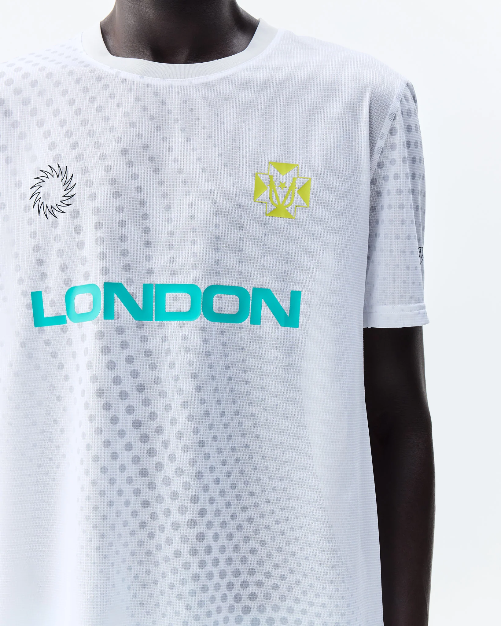 LONDON '26 MESH RUNNING TOP - Image 5