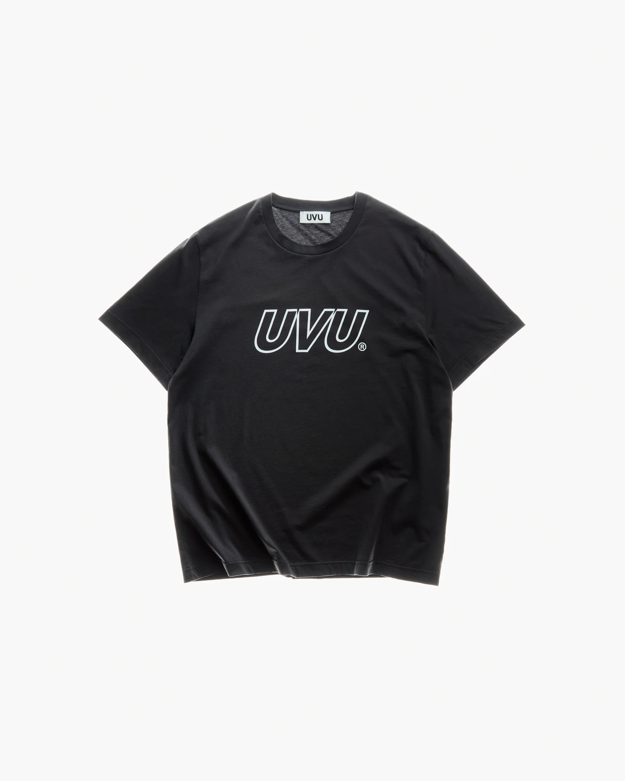 OUTLINE T-SHIRT