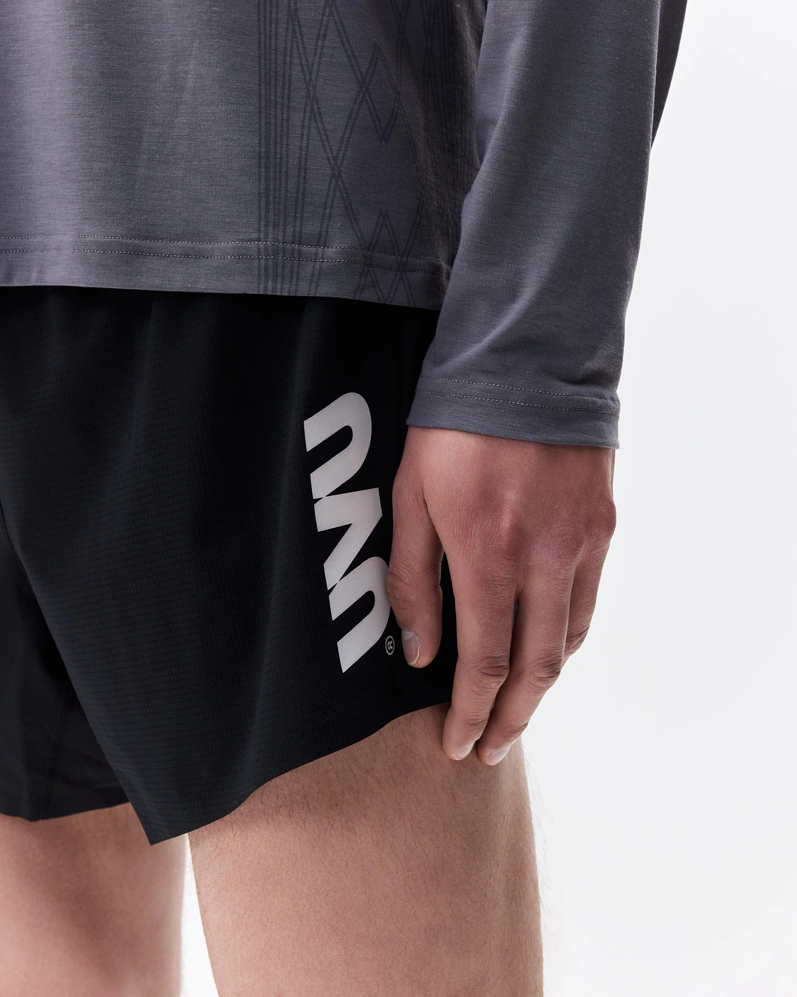 SPLIT SHORTS - Image 4